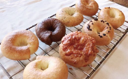 R5-921．【Cafe リノ】高知県産のおからを使ったもちもちベーグル（7種ベーグル詰合せ）8個セット