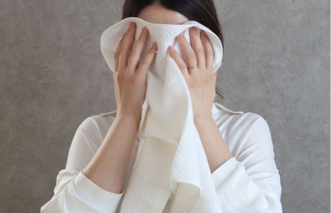 G1969 【ソフトハニカム】プレミアムタオル10枚セット（ホワイト）+ソフトハニカム織ハーフハンカチ1枚