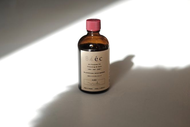 M-53 三木市吉川町に自生する天然のヨモギでつくったコスメギフト(ヨモギオイル100ml + ヨモギバーム + ポシェット)