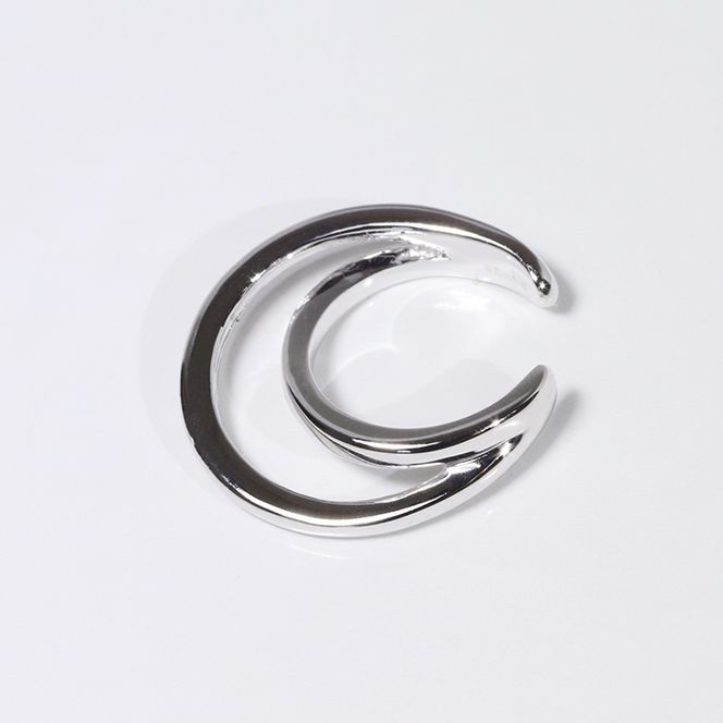 K10　三日月イヤーカフ　BQ-49