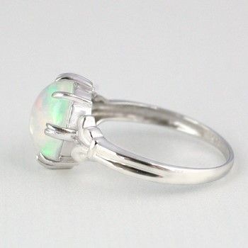 オパール リング 1.5ct K18WG (16638) BR-33(山梨県甲斐市 オパール リング 1.5ct K18WG (16638) BR-33(山梨県甲斐市