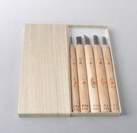 【ハイス鋼】ＮＨＫ木彫入門　初心者セット５本組　紙箱入り【北海道・沖縄・離島　配送不可】