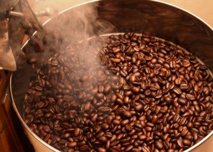 CA-73 世界のハイクオリティコーヒー 2種×200g おまかせ定期便（3か月連続お届け）（豆のまま）