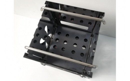 焚き火台 囲 Sサイズ ビニールケース付 B5 [新星金属製作所 大阪府 守口市 20940958] かこみ キャンプ ソロ ツーリング 山登り BBQ バーベキュー コンロ 焚火台 焚き火 折り畳み コンパクト 軽量