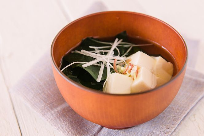 わかめの王様 三陸産 金のわかめ 200g [ムラカミ 宮城県 気仙沼市 20563538_CF01]