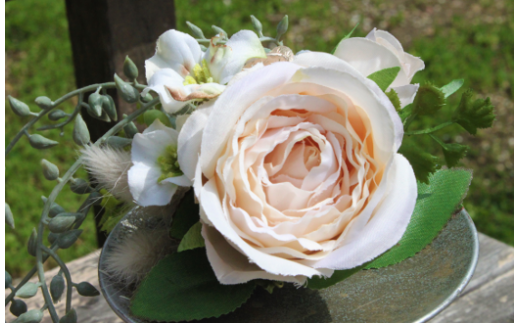 アーティフィシャル フラワー キャンドル スタンド・オルフェ (小) 1個《築上町》【(有)浜田商会／花つづり】 [ABBM001]