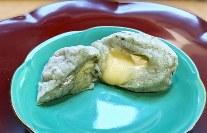099H4036 老舗餅屋さんが作るチーズ入り杵つき生丸餅(青のり) 18個入り