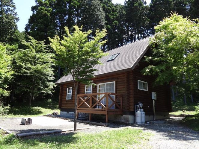 乙女森林公園第２キャンプ場宿泊券（コテージＣ：８名タイプ）