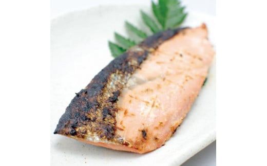 大槌サーモン潮麹漬け2切れ(60g×2)の3パック入れ【0tsuchi00737】