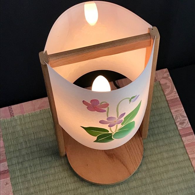 030D095 着物生地で作ったおしゃれな行灯（あんどん） 菫タンポポ