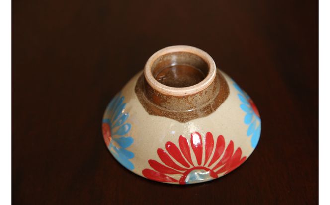 陶芸 手作り陶器 飾り花瓶 菊図柄 （陶芸 手作り陶器 飾り花瓶
