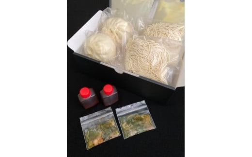 ネギラーメンとヤマトポーク豚まんセット