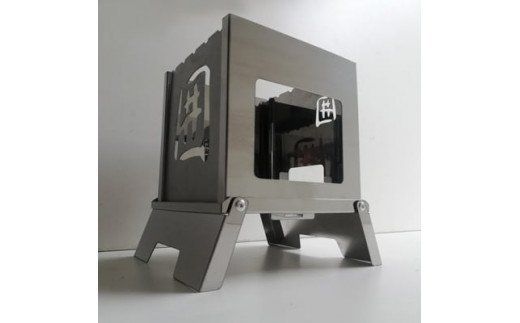 焚き火台 囲 艶消し 2トーン ネーム Sサイズ ビニールケース付 B5 [新星金属製作所 大阪府 守口市 20940910] かこみ キャンプ ソロ ツーリング 山登り BBQ バーベキュー コンロ 焚火台 焚き火 折り畳み コンパクト 軽量