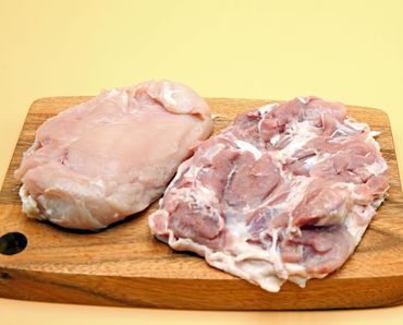 1363 ＜鳥取県産＞鹿野地鶏もも肉・むね肉セット 1kg(鳥取マーケット)