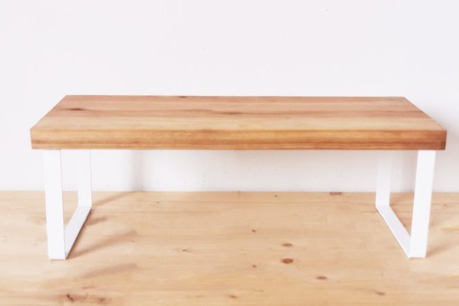 無垢材とアイアンのシェルフ ホワイト Mサイズ 47cm 完成品 [新星金属製作所 大阪府 守口市 20940916] 家具 台 置き台 リビング 玄関 植物 雑貨 棚 収納