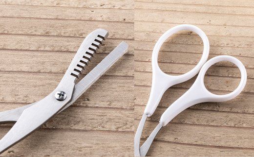 H5-249 ◇貝印 眉スキハサミ（KQ-3155）