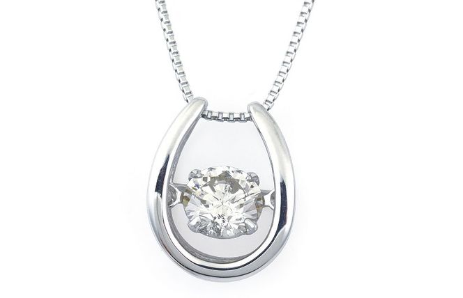 J053 プラチナ馬蹄ダイアモンドネックレス（W227）【ジュエリー ファッション アクセサリー 贈り物】