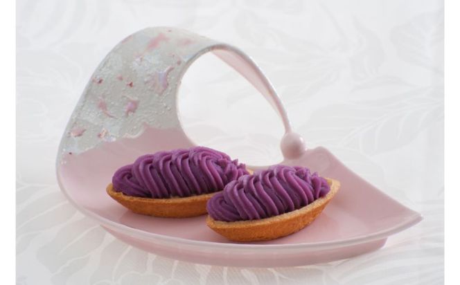 御菓子御殿の至極のスイーツ！なめらか食感の紅いも（生タルト6個入×3箱）