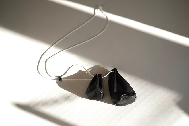 M-53 三木市吉川町に自生する天然のヨモギでつくったコスメギフト(ヨモギオイル100ml + ヨモギバーム + ポシェット)