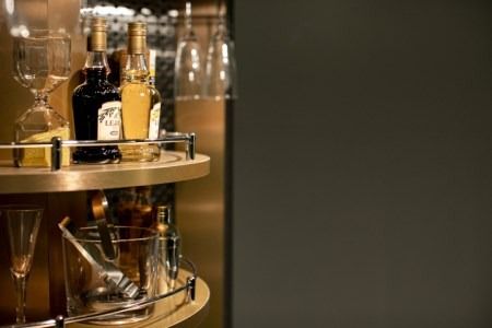 ZA-93 大手百貨店外商取り扱い商品【コフレカ】ポップアップ ミニバー（ゴールド）