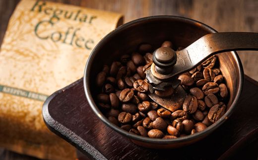 ＜12月10日受付終了＞珈琲「ブルーマウンテン」豆150g×3個セット＜出荷時期：2025年12月中旬ごろ発送＞（年末年始・数量限定） コーヒー ブルマン 期間限定 数量限定 コーヒー豆 人気 珈琲豆 ベンデドール 珈琲 自家焙煎 北海道 釧路町 釧路超 特産品　121-1201-45-001