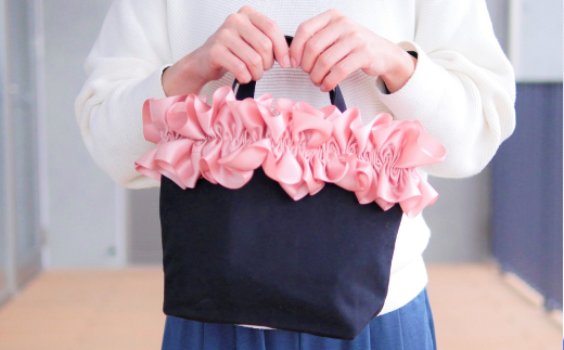【ハンドメイド作家作品】fluffy bag ( ピンク )& ヘアゴム 1個 セット《築上町》【＊serendipity＊】 [ABAS009]