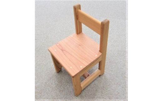魚津スギ 子ども用いす（Sサイズ） こどもの椅子 キッズチェアー 木製 国産 日本製 職人 手づくり ナチュラル