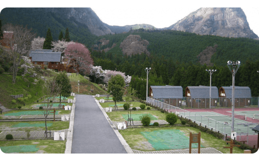 サンビレッジ曽爾オートキャンプ場テントサイト宿泊券 /// 奈良県 キャンプ場 電源付サイト キャンプ場 宿泊 キャンプ用品・キャンプ道具