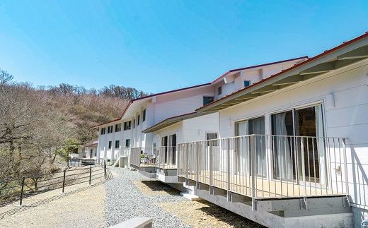 山荘しらさ　ペア宿泊券