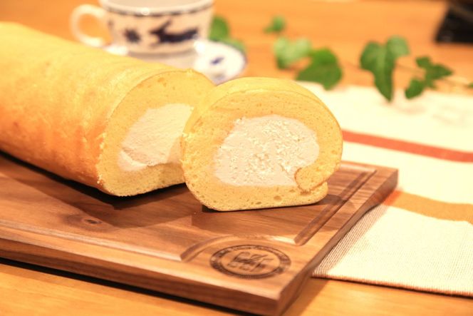 丹後ちりめんロール　1本 400g　翁乃塩 　NH00032　京都 洋菓子 ロールケーキ ケーキ スイーツ おやつ お取り寄せ お土産 ギフト 贈答 冷凍