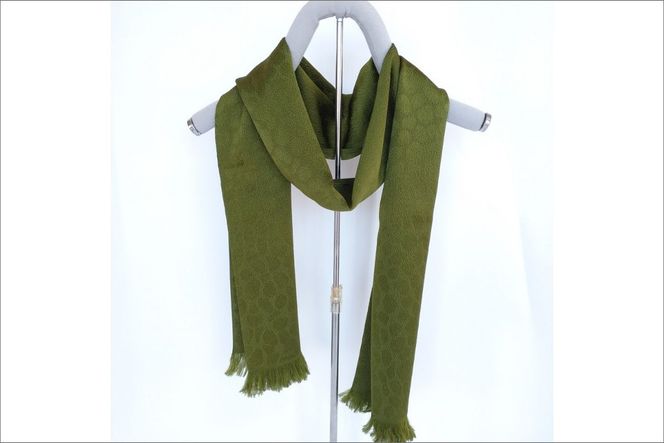丹後ちりめん　シルク・ストール（オリーブグリーン）　TR00027