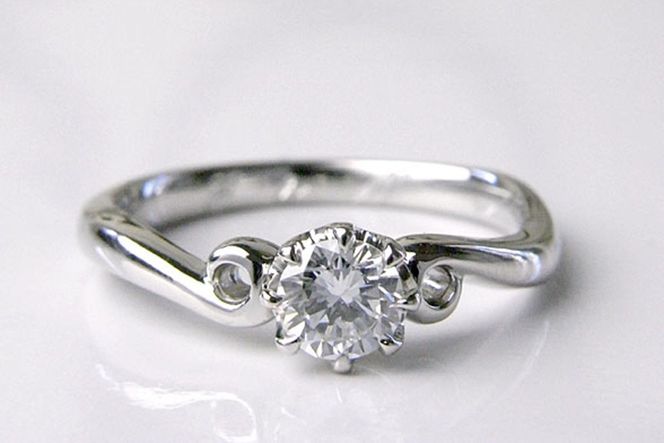 【N36-001】婚約指輪 ブランディーヌ