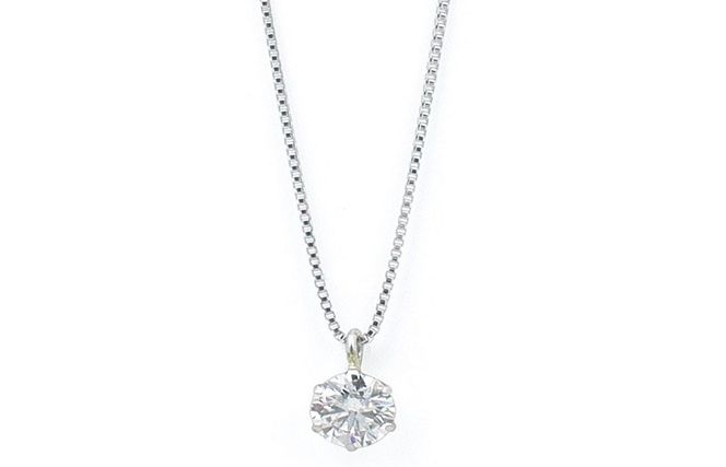 J015 プラチナ・1粒ダイヤモンドネックレス（0.3ct）【ジュエリー ファッション アクセサリー 贈り物】