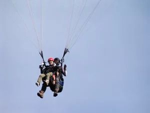 パラグライダー観光タンデムフライト2名様≪秋 おでかけ レジャー 体験 アクティビティ≫