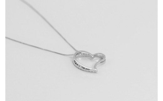 K18GW ダイヤ 21個 ハート ペンダントネック Islauth10 [Islauth 山梨県 韮崎市 20743430] アクセサリー ネックレス ジュエリー ダイヤ シンプル おしゃれ ハートプレゼント ギフト 贈りもの 贈答