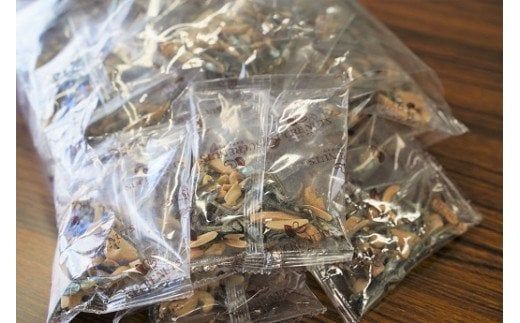 【2026年1月発送】 手軽に健康習慣 小分けのこざかなアーモンド カシューナッツ入り 480g(16gｘ30袋) おうち時間 おやつ 大満足 美容 健康 栄養豊富 人気 高リピート ナッツ H059-121_Jan