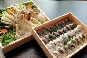 期間限定 鱧しゃぶセット 2～3人前（特製スープ・野菜付）＜丹波四季菜料理 宮本屋＞｜ハモ はも 松茸 特上松茸 ※配送不可地域あり ※2025年7月頃より順次発送