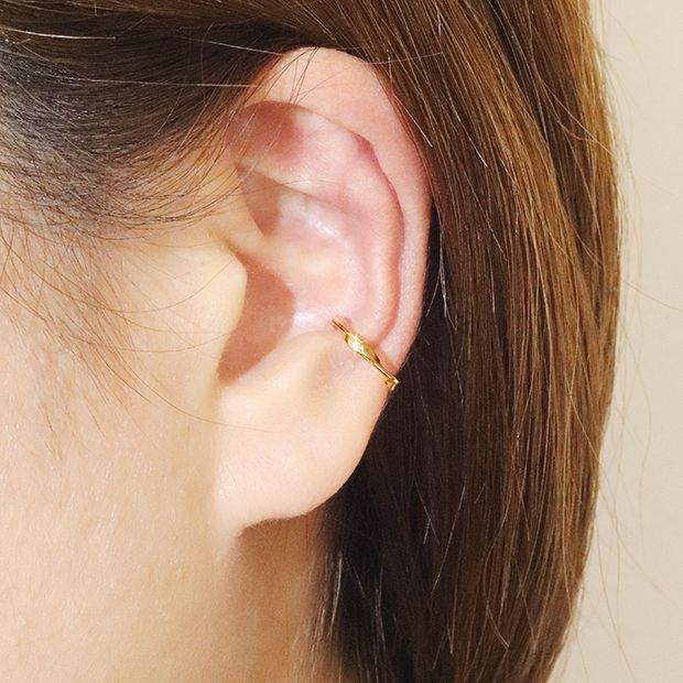 K10　 ウエーブ　イヤーカフ　BQ-52