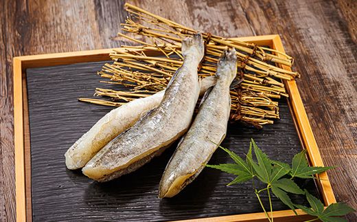 121-1920-447-026 一夜干しこまい 300g×5個セット | 北海道産 氷下魚（こまい）を 一夜干しに！ おつまみ 焼魚 焼き魚 定食 魚 干物 セット ひもの 冷凍 人気の 訳あり！