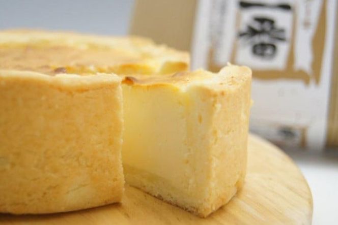 酪農一番とVeryBerryレアチーズのセット [岩瀬牧場 北海道 砂川市 12260349] 菓子 お菓子 焼き菓子 スイーツ ベイクドチーズケーキ レアチーズケーキ