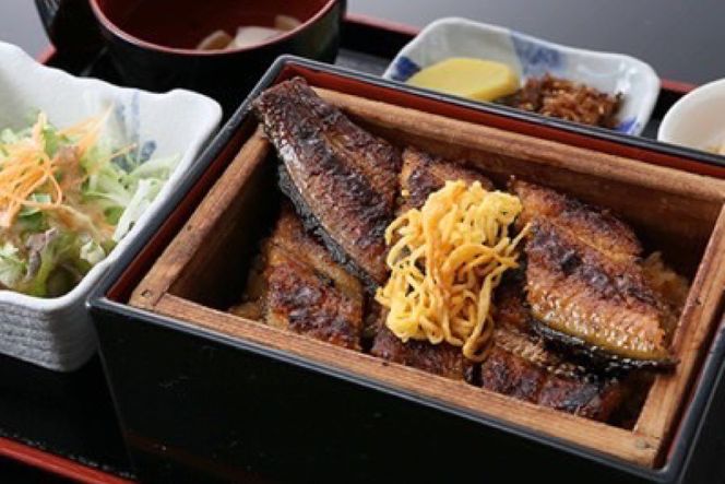 創業100年の味 鰻の蒲焼 1尾 150～200g 秘伝のタレと山椒付き [川魚料理 鯉ひろまつ 福岡県 筑紫野市 21760023]