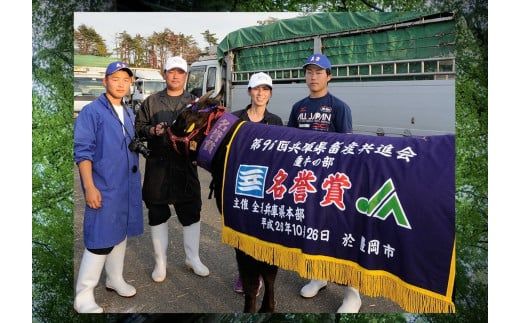 究極の但馬牛“但馬玄®”　メンチカツ　発送目安：ご入金後1ヶ月程度 配送日の指定はできません。但馬玄は脂肪融点が低い不飽和脂肪酸を多く含むマグロのようなあっさりとした脂が特徴です。天然素材を中心とした独自配合飼料で丁寧に育てています。牛肉 香美町 村岡 上田畜産01-03