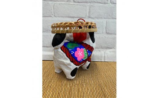 AW002 ざるかぶり犬張子(大)　手作り張子人形