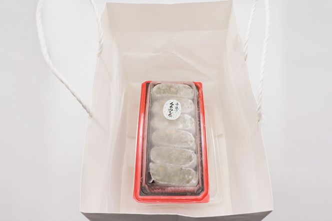 和菓子屋さんの「きねつき白切餅」と「くるみ餅」詰め合わせ [萩原製菓 山梨県 韮崎市 20743078] 