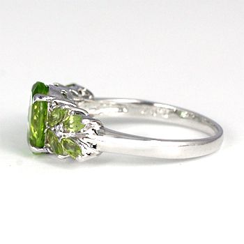 ペリドット リング 2.5ct Ag900(Pt100) （13379）　BR-27