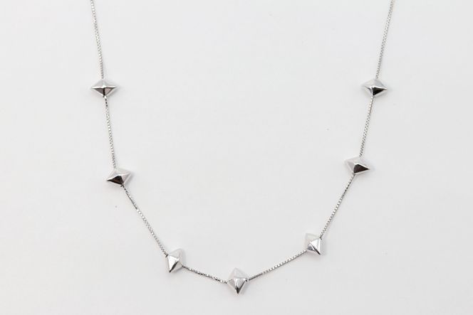 ネックレス K18ＷＧ 菱形パーツ ステーションネック Islauth24 [Islauth 山梨県 韮崎市 20743195] アクセサリー ネックレス ジュエリー シンプル おしゃれ プレゼント ギフト 贈りもの 贈答