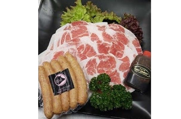 【1.6-23】 松阪豚 おまかせ ウインナー 焼肉 約１kgセット 松阪豚専門店 まつぶた ふるさと納税 豚肉 ポーク ぶた肉 バラ カルビ ショルダー ランプ キャンプ バーベキュー 三重 松阪 肉