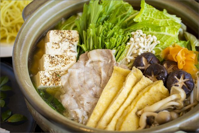京野菜を楽しむ鍋セット／京都Kissuien「京丹後産野菜と極み出汁とともに味わう黒豚鍋セット」（4人前）　PK00004