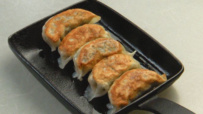 チャイナ＆フレンチ、日本一シェフ二人によるコラボ・ハンバーグ＆焼き餃子[CF006ci]