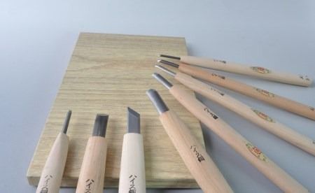 【ハイス鋼】ＮＨＫ木彫入門　上級者セット８本組　紙箱入り【北海道・沖縄・離島　配送不可】